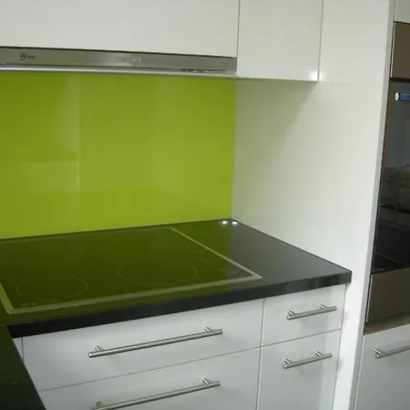 Brueggli A14 Apartment *